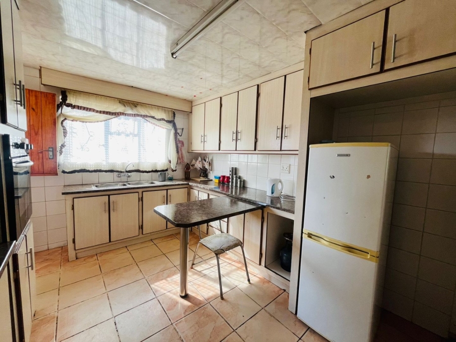 4 Bedroom Property for Sale in Motse Papiki Moilwa Free State